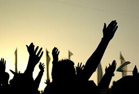 அரசு டாக்டர்கள் கருப்பு பேட்ஜ் அணிந்து போராட்டம்