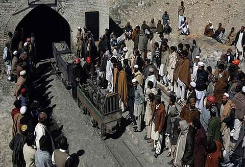 பாகிஸ்தான்; நிலக்கரி சுரங்க விபத்தில் 16 பேர் பலி