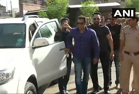 மான்வேட்டையாடிய வழக்கில் தண்டனையை நிறுத்தி வைக்க கோரி மனு: ஜூலை 17 ஆம் தேதிக்கு விசாரணை ஒத்திவைப்பு