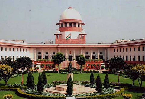 இறக்குமதி மணலை ஆய்வு செய்து தமிழக அரசு 16-ந்தேதிக்குள் அறிக்கை தாக்கல் செய்ய சுப்ரீம் கோர்ட்டு உத்தரவு