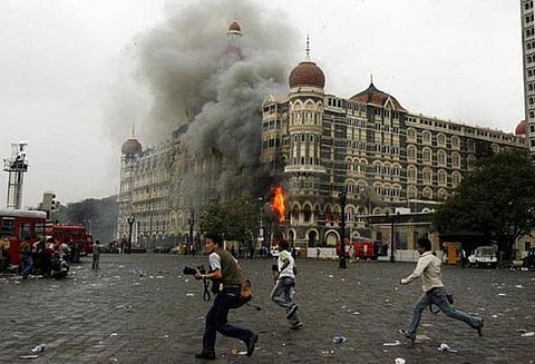 மும்பை தாக்குதலை நடத்தியது பாகிஸ்தான் பயங்கரவாதிகள்தான்: பாக்.முன்னாள் பிரதமர் நவாஸ் ஷெரீப் ஒப்புதல்