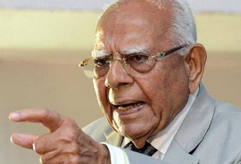 கர்நாடக கவர்னரின் முடிவை எதிர்த்து ராம் ஜெத்மலானி வழக்கு