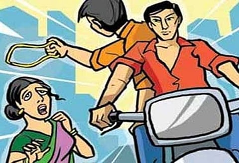 சேலத்தில் பெண்ணிடம் 6 பவுன் தாலி சங்கிலி பறிப்பு