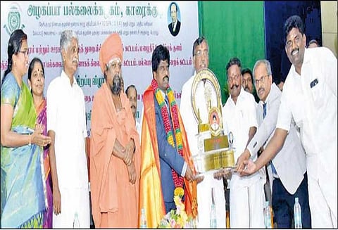 உயர்கல்வியில் தமிழகம் சிறந்து விளங்குகிறது அமைச்சர் அன்பழகன் பேச்சு