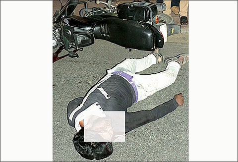 நாகர்கோவிலில் விபத்து: அரசு பஸ் சக்கரத்தில் சிக்கி பட்டதாரி வாலிபர் பலி