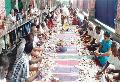 பண்ணாரி அம்மன் கோவிலில் 44 நாட்களில் ரூ.1 கோடி காணிக்கை