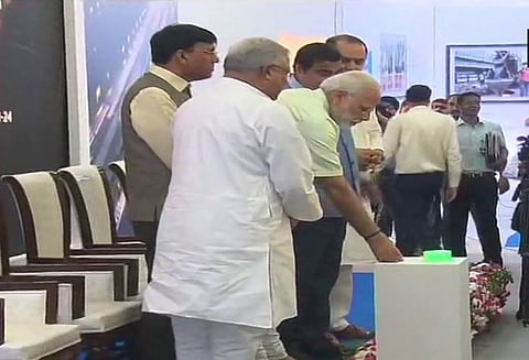 டெல்லி-மீரட் செல்லும் ஸ்மார்ட் நெடுஞ்சாலையை பிரதமர் மோடி திறந்து வைத்துள்ளார்