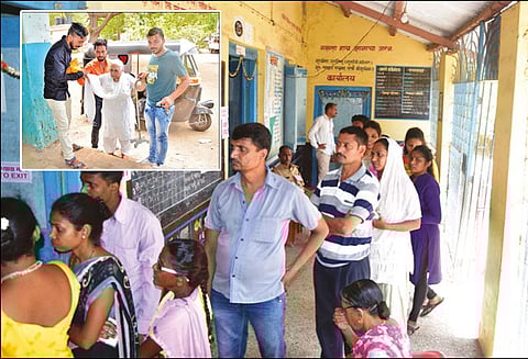 இடைத்தேர்தல் நடைபெற்ற 2 நாடாளுமன்ற தொகுதிகளிலும் மந்தமான வாக்குப்பதிவு