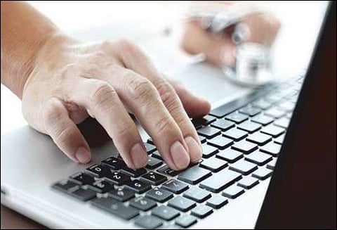 இணையதள கல்விக் கழகம் மூலம் இணைய வழியில் கணினி தமிழ் பாடத் திட்டம்