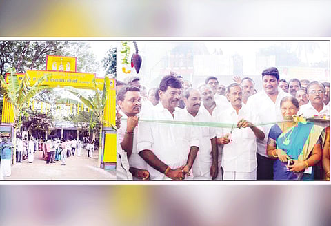 கொருக்காத்தூர் அரசு பள்ளிக்கு புதிதாக 4 வகுப்பறைகள் அமைச்சர் சேவூர் ராமச்சந்திரன் தகவல்