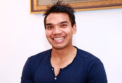 இலங்கை சிறையில் உள்ள தமிழ் கைதிகளை விடுதலை செய்ய பேரம் பேசும் ராஜபக்சே மகன்