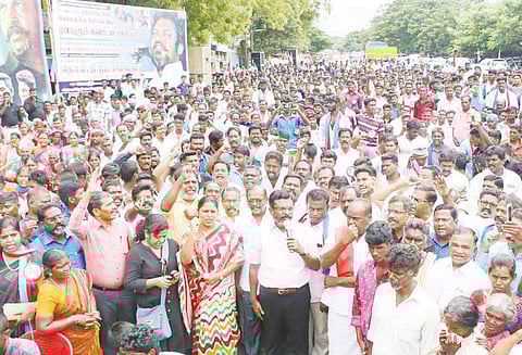 கொலை செய்யப்பட்ட மாணவியின் பெற்றோருடன் விரைவில் முதல்-அமைச்சரை சந்திப்பேன் தொல்.திருமாவளவன் பேட்டி