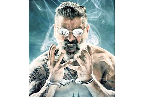 புதிய தோற்றத்தில், விக்ரம்