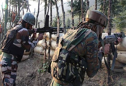 காஷ்மீர் எல்லை: பாகிஸ்தான் ராணுவம் சுட்டதில் மேலும் ஒரு இந்திய வீரர் பலி