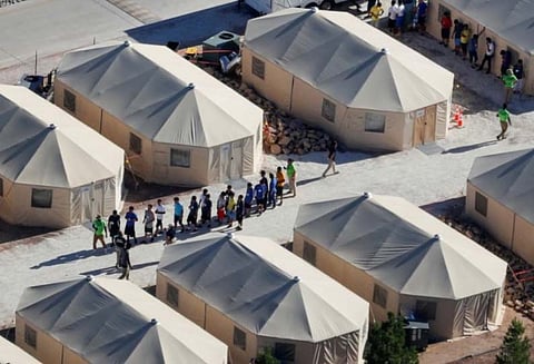 சட்டவிரோத குடியேற்றம் : அமெரிக்காவில் சிறைத்தண்டனை அனுபவித்துவரும் 2400 இந்தியர்கள்