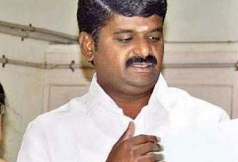 கஜா புயல் : 7 மாவட்டங்களில் 24 மணி நேரமும் கண்காணிப்பு தீவிரம் - அமைச்சர் விஜயபாஸ்கர் பேட்டி