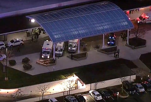 அமெரிக்க ஆஸ்பத்திரியில் துப்பாக்கிச்சூடு - பெண் டாக்டர் உள்பட 4 பேர் பலி