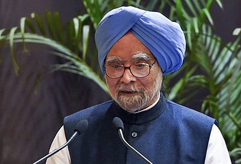 ஜனநாயகத்தை பலவீனப்படுத்துகிறது மோடி அரசு - மன்மோகன் சிங் குற்றச்சாட்டு