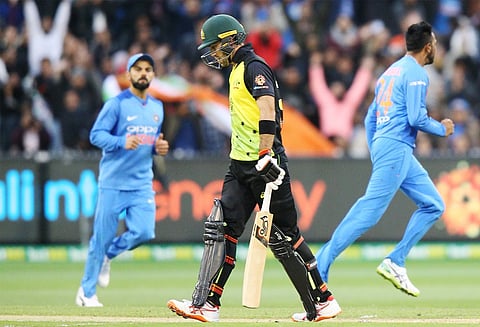 இந்தியா-ஆஸ்திரேலிய அணிகளுக்கு இடையேயான 2-வது டி20 கிரிக்கெட் போட்டி மழையால் பாதிப்பு