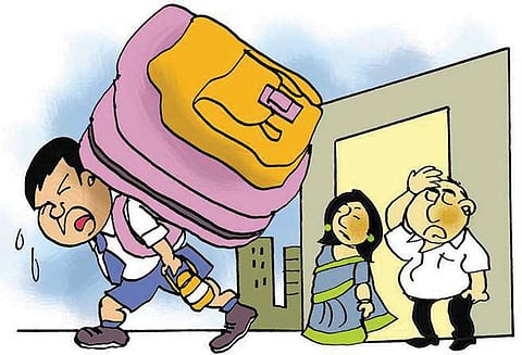 1 முதல் 10-ம் வகுப்பு வரை படிக்கும் மாணவர்கள் புத்தகப்பை எடை எவ்வளவு? மத்திய மனிதவள மேம்பாட்டுத்துறை சுற்றறிக்கை