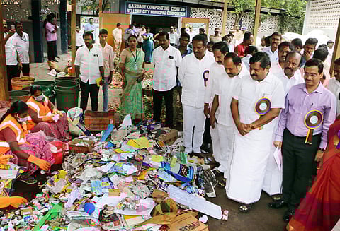 வேலூர் மாநகராட்சியில் செயல்படுத்தப்பட்டு வரும் திடக்கழிவு மேலாண்மை திட்டத்தை தமிழகம் முழுவதும் செயல்படுத்த வலியுறுத்துவோம் சட்டமன்ற உறுதிமொழிக்குழு தலைவர் பேட்டி