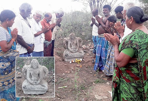 மோகனூர் அருகே விவசாய நிலத்தில் கண்டெடுக்கப்பட்ட புத்தர் சிலை