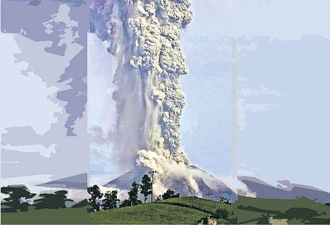 நிலநடுக்கம், சுனாமி தாக்கிய இந்தோனேசியாவில் எரிமலை வெடித்தது