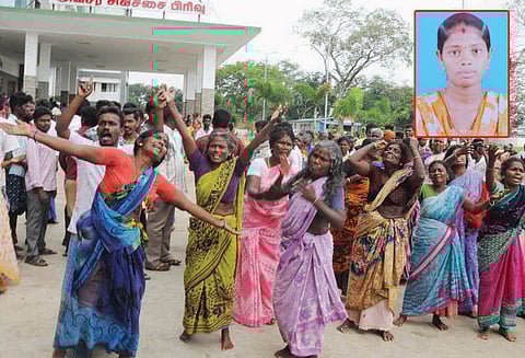 புதுக்கோட்டை அரசு மருத்துவக்கல்லூரி மருத்துவமனையில் பிரசவத்தில் தாய்-குழந்தை சாவு