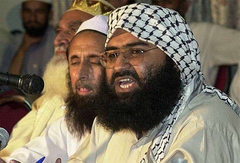 இந்தியாவில் பல தீவிரவாத தாக்குதலுக்கு மூளையாக செயல்பட்ட மசூத் அசார் உயிருக்கு ஆபத்தான நோயால் பாதிப்பு