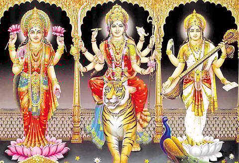 முப்பெருந்தேவிகளின் சிறப்புகள்