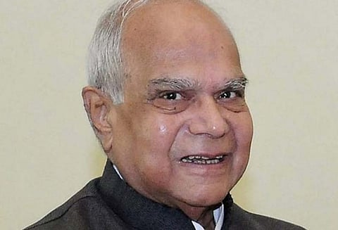 நக்கீரன் இதழ் கட்டுரை: நேரடி மற்றும் மறைமுக அச்சுறுத்தல்களை பொறுத்து கொள்ளாது - ஆளுனர் மாளிகை விளக்கம்