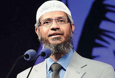 வெளிநாட்டில் தலைமறைவாக உள்ள மதபோதகர் ஜாகீர் நாயக்கின் சொத்துகள் முடக்கம் சிறப்பு கோர்ட்டு தீர்ப்பு