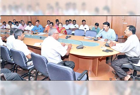 உணவு பாதுகாப்பு துறை ஆய்வு மூலம் வர்த்தக நிறுவனங்கள் மீது 128 வழக்குகள் பதிவு - கலெக்டர் கே.எஸ்.பழனிசாமி தகவல்