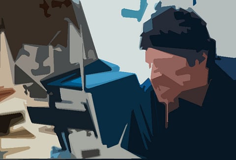 மாமியார்-மருமகள் பிரச்சினைதான் கதை!