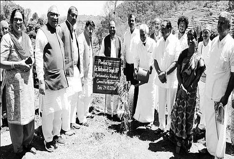 வளர்ச்சி பணிகள் குறித்து நீலகிரி மாவட்டத்தில் பாராளுமன்ற நிலைக்குழு ஆய்வு