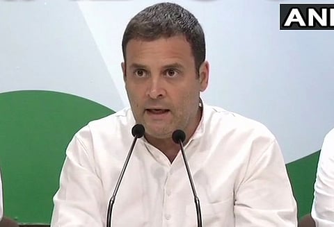 சிபிஐ அதிகாரிகளை நீக்கம் செய்தது நாட்டு மக்களை அவமதிக்கும் செயல் ராகுல் காந்தி கண்டனம்