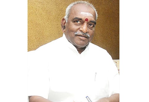 18 எம்.எல்.ஏ.க்கள் தகுதி நீக்கம் தீர்ப்பு தாமதமாக வந்துள்ளது பொன்.ராதாகிருஷ்ணன் பேட்டி