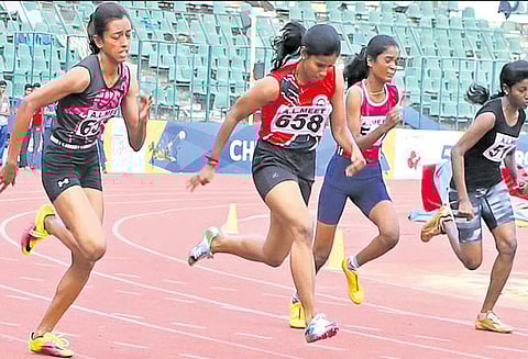 சென்னை பல்கலைக்கழக தடகளம்: காருண்யா, ஸ்ரீஜா புதிய சாதனை