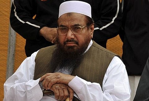 மும்பை தாக்குதலில் மூளையாக செயல்பட்ட ஹபீஸ் சயீத்தின் அமைப்புகளுக்கு பாகிஸ்தானில் தடை நீக்கம் - அவசர சட்டம் காலாவதியாகி விட்டதாக கோர்ட்டில் தகவல்