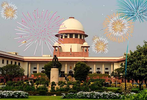 தமிழகத்தில் 2 மணி நேரமே பட்டாசு வெடிக்கலாம்; எந்த 2 மணிநேரம் என்பதை தமிழக அரசே முடிவு செய்யலாம் -சுப்ரீம் கோர்ட்