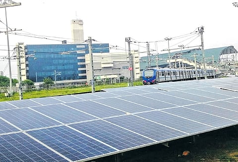 கோயம்பேடு பணிமனையில் மெட்ரோ ரெயில் பராமரிப்புக்காக சூரியசக்தி மின் உற்பத்தி