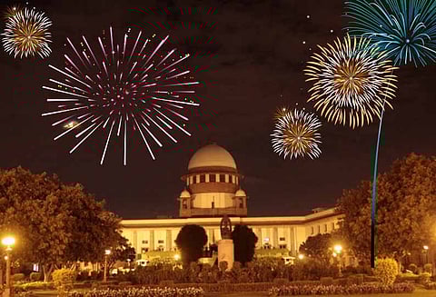 தமிழகத்தில் காலையில் ஒரு மணி நேரம் இரவு ஒரு மணி நேரம் பட்டாசு வெடிக்கலாம் - சுப்ரீம் கோர்ட் உத்தரவு