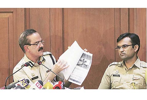 மாவோயிஸ்டு ஆதரவாளர்கள் கைது: கடித விவரத்தை போலீசார் வெளியிடுவதா? சட்ட நிபுணர்கள் கண்டனம்