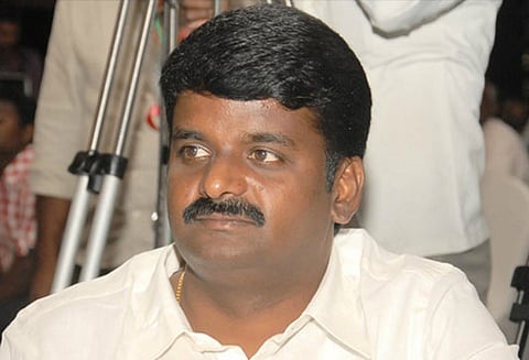 அமைச்சர் சி.விஜயபாஸ்கர் மீது குற்றச்சாட்டு கூறி தமிழக அரசுக்கு வருமான வரித்துறை கடிதம்