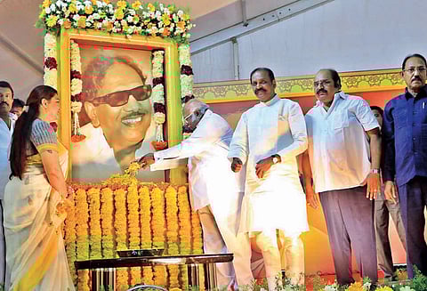 கருத்துரிமை போராளிகளுக்கு கருணாநிதியின் கொள்கை துணை நிற்கும் கவிஞர் வைரமுத்து பேச்சு