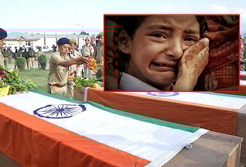 காஷ்மீரில் போலீசார் செய்யும் தியாகங்கள்; உருக்கமுடன் எழுதிய காவல் அதிகாரியின் மனைவி