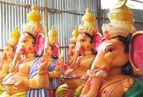 விநாயகர் சிலைகள் வைப்பது தொடர்பான அரசாணையை எதிர்த்து தொடரப்பட்ட பொதுநல மனுக்கள் தள்ளுபடி