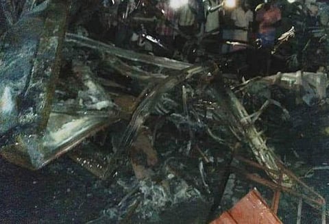 கேரளா: ஆம்புலன்ஸில் ஆக்ஸிஜன் சிலிண்டர் வெடித்து தீ விபத்து, நோயாளி பலி