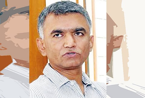 அரசின் சில துறைகளை வடகர்நாடகத்துக்கு இடம் மாற்ற மந்திரிசபை ஒப்புதல்