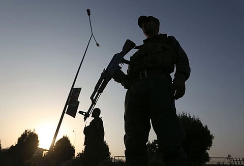 ஆப்கானிஸ்தான்: அடுத்தடுத்து தாக்குதல் - போலீசார், பாதுகாப்பு படையினர் 19 பேர் பலி